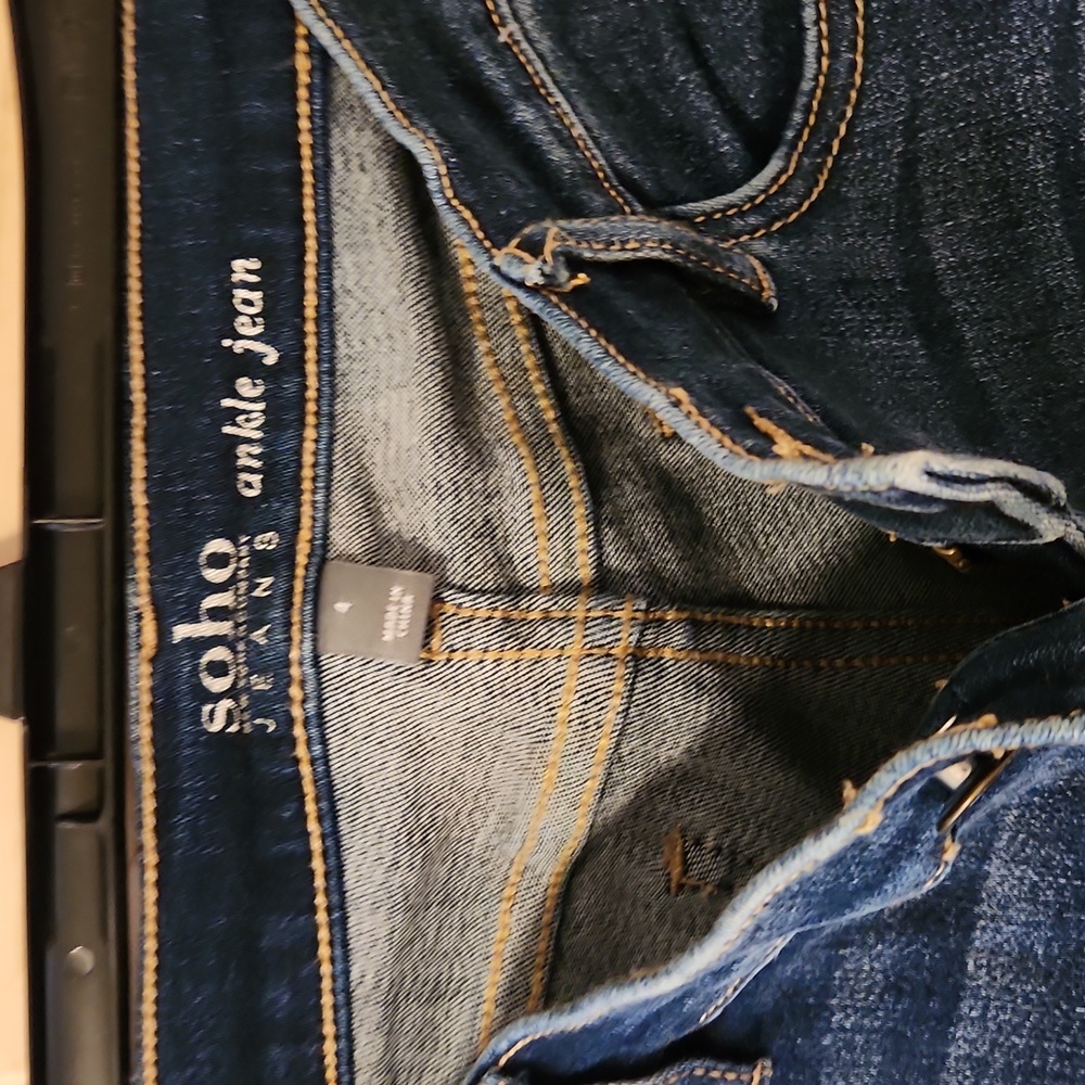 Women's soho jeans